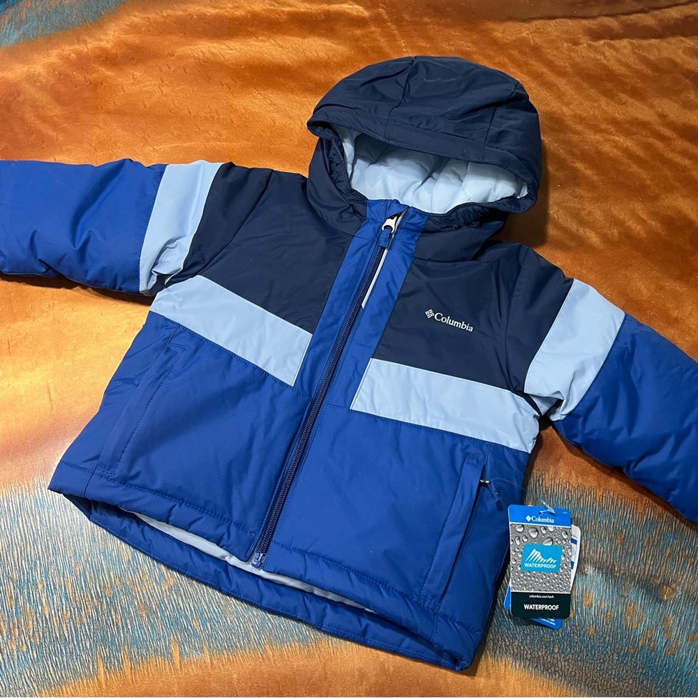NWT Columbia Lightning Lift III Blue Hooded Waterproof Jacket size 2T new